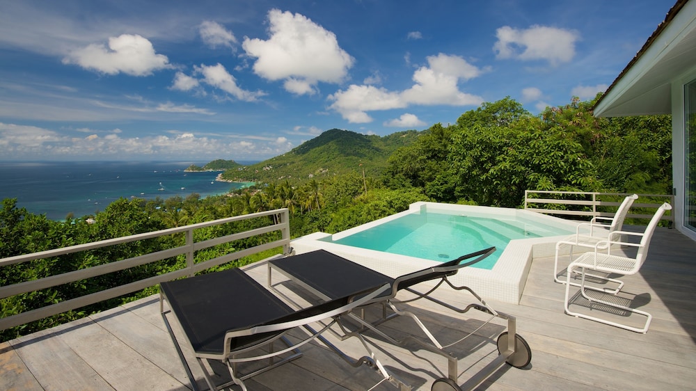 Naroua Villas