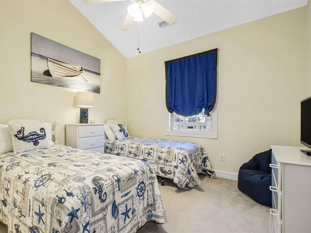 Appartamento Accogliente con Due Camere da Letto al Riverwalk At Arrowhead, Foto 4