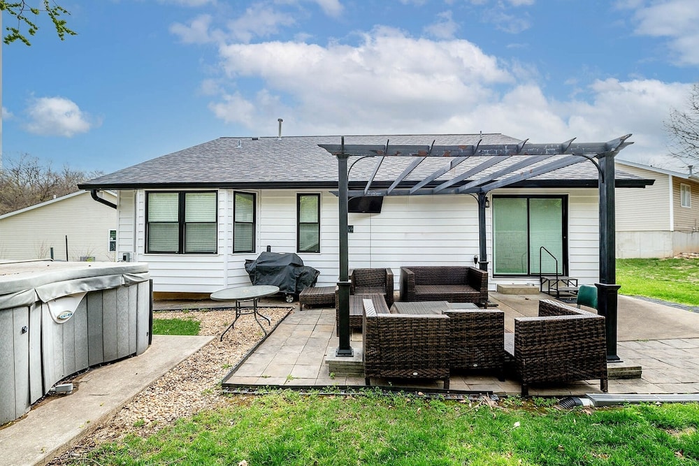Remodeled and Inviting Free EV