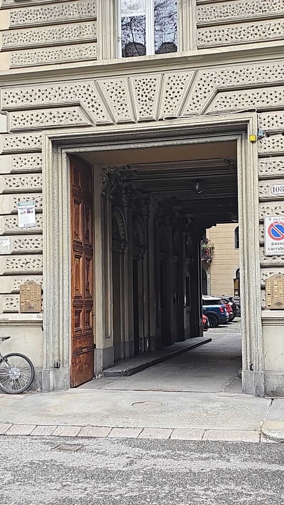 108 APARTMENT