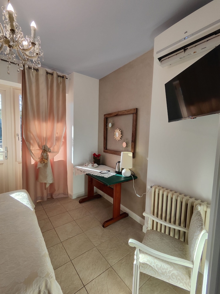 Garda Relais Antica Romelia