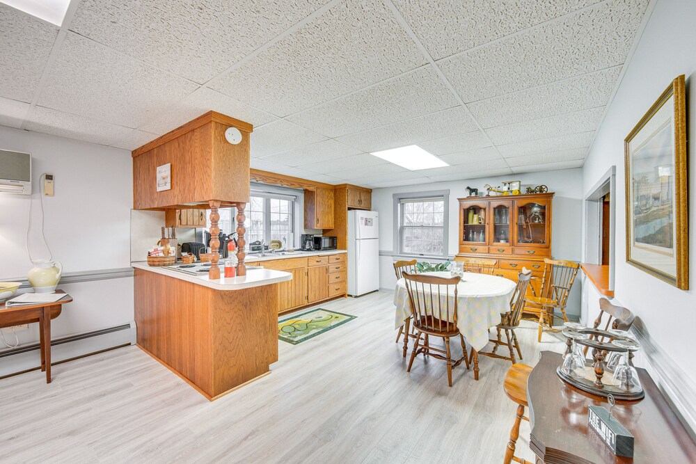 Amish Country Apartment w/ Cozy Fireplace!