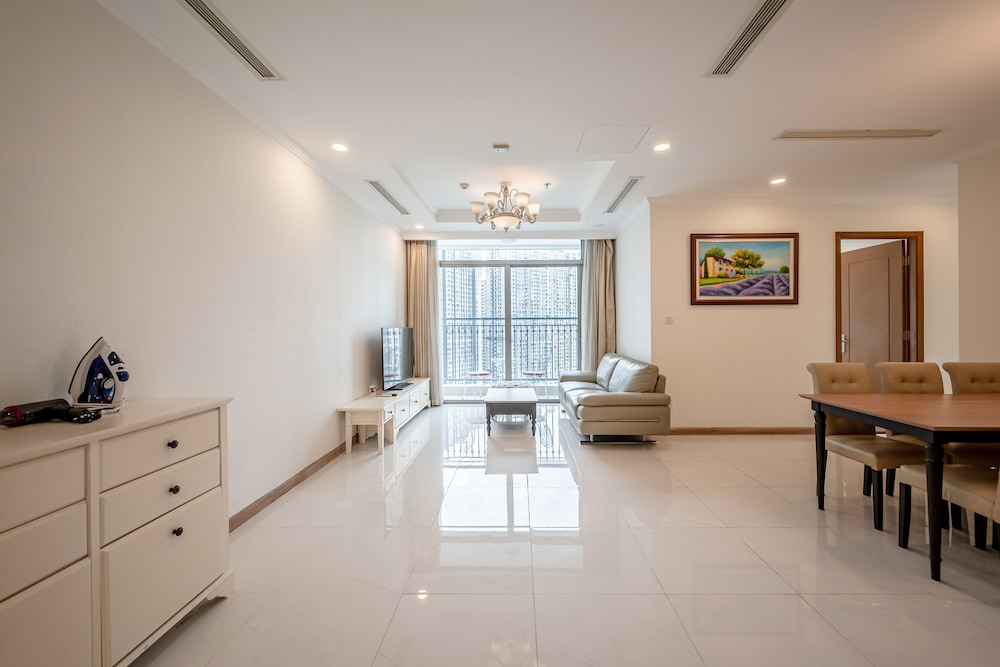The Celavie Serviced Apartment Landmark