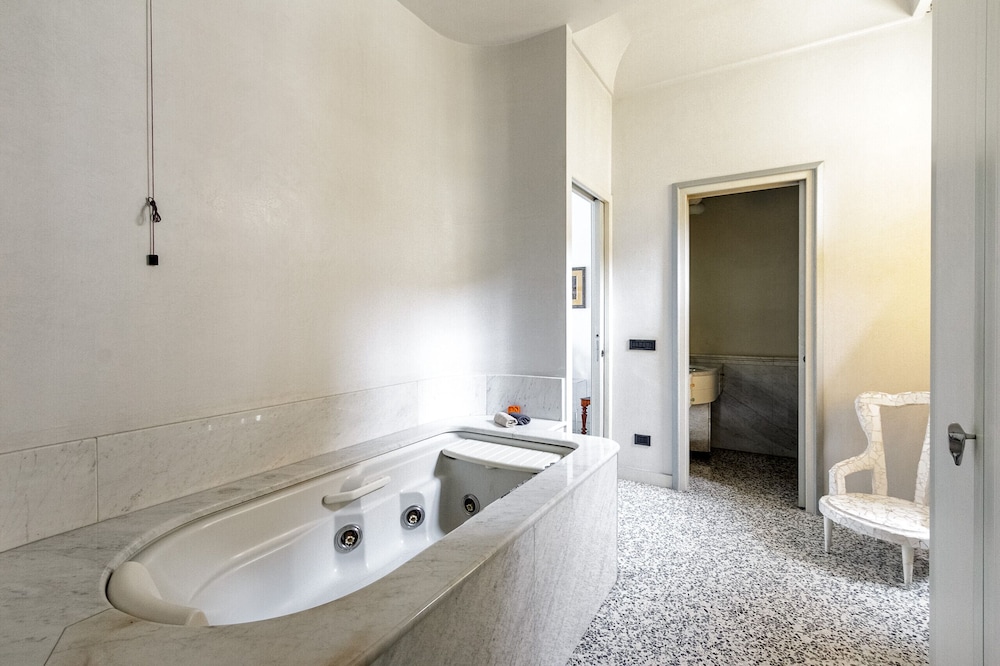Stylish 1 br Close to Duomo