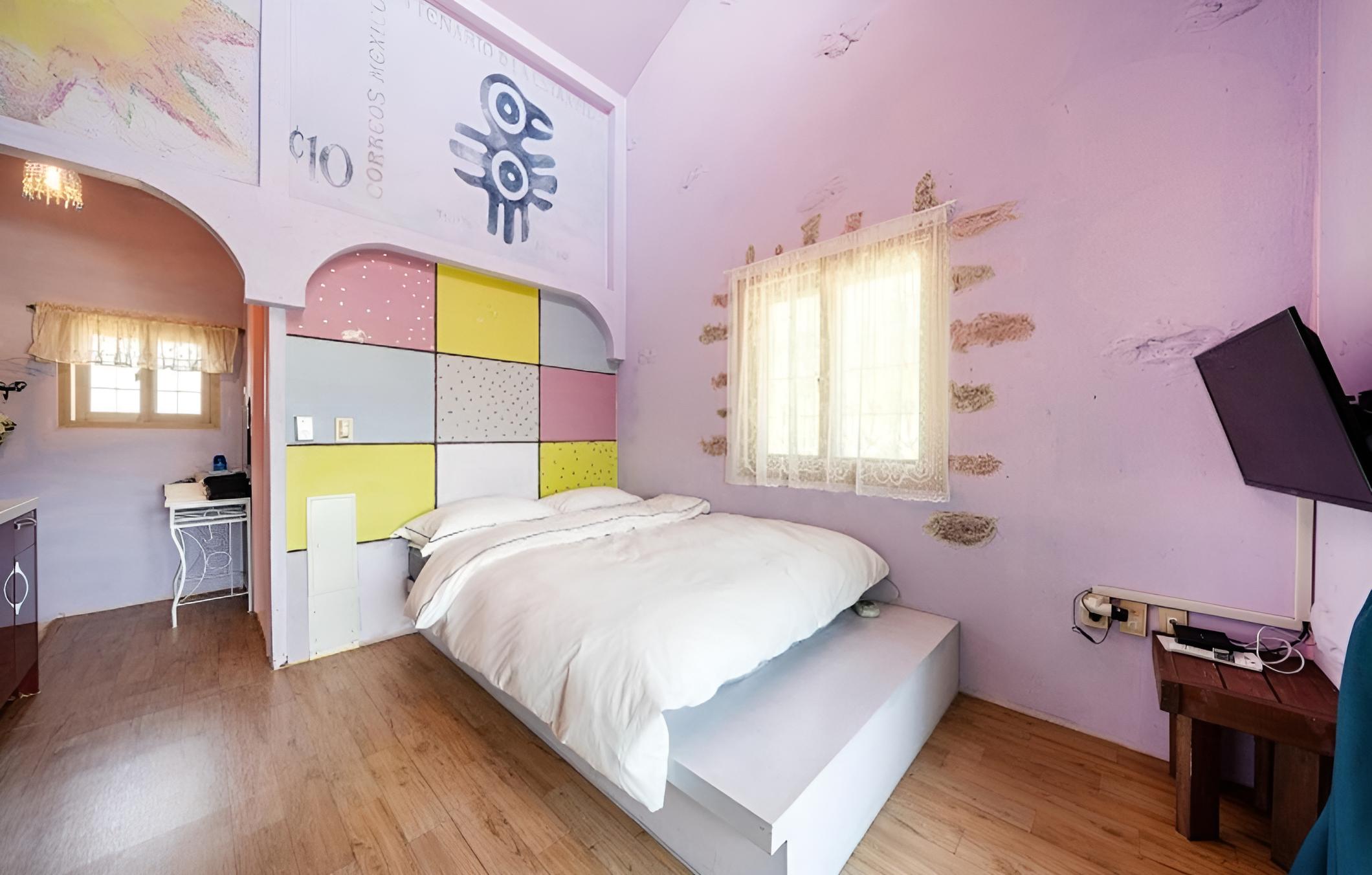 Taean Baja California Pension