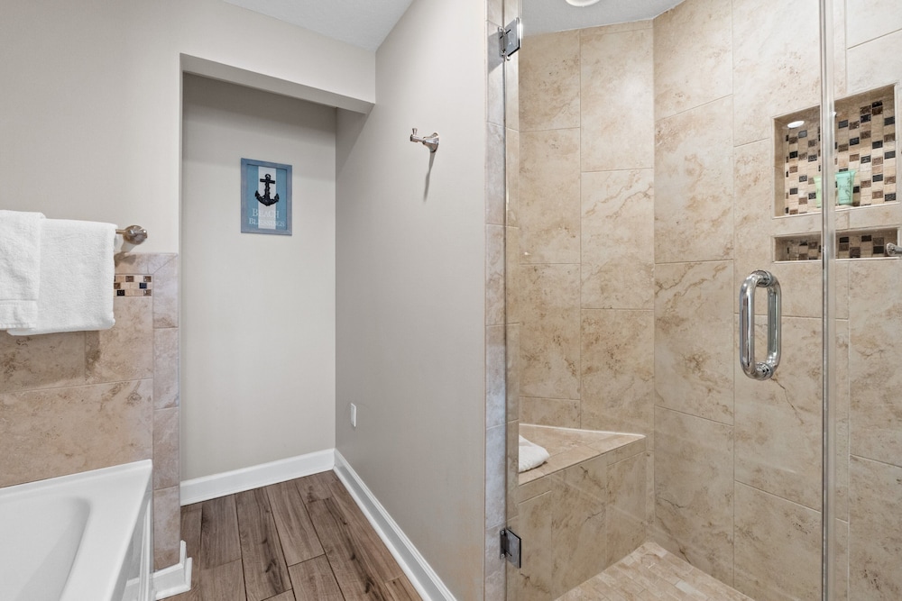 Grand Panama Beach Resort by Book That Condo