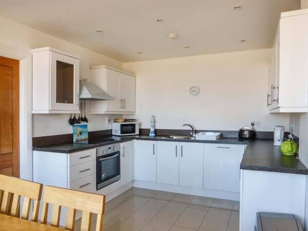 6 Strand Cottages view 2