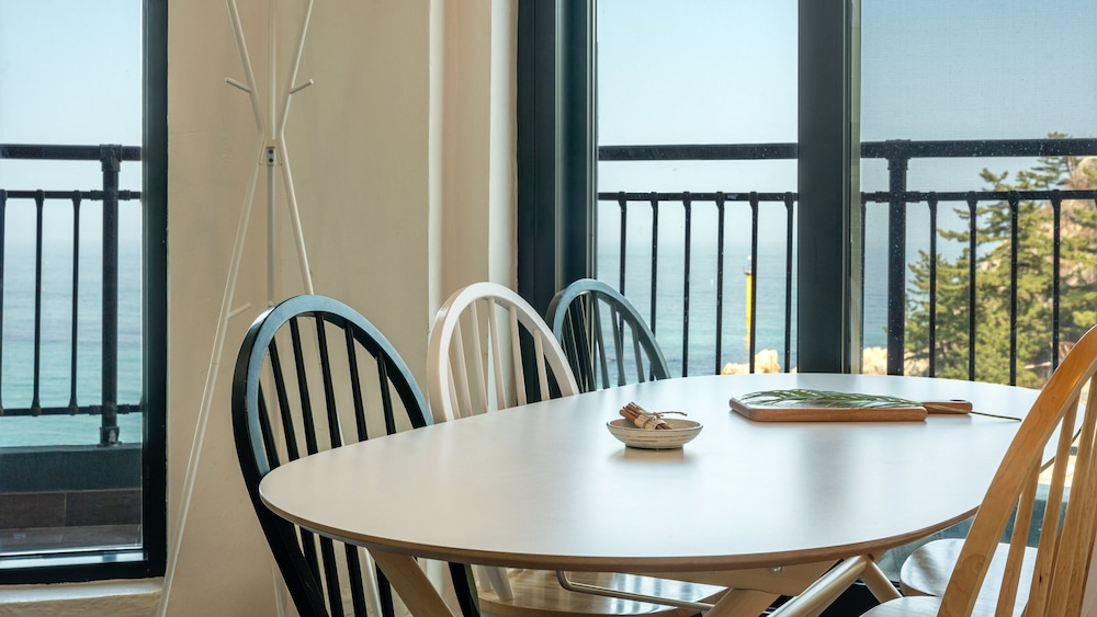 Capella Oceanview Spa Resort Goseong