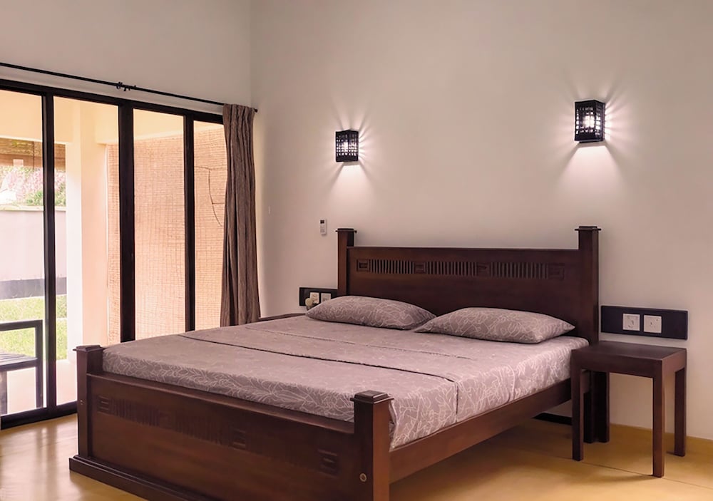Avita Holiday Home