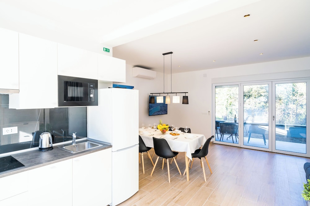 Apartment Holiday Above Dubrovnik