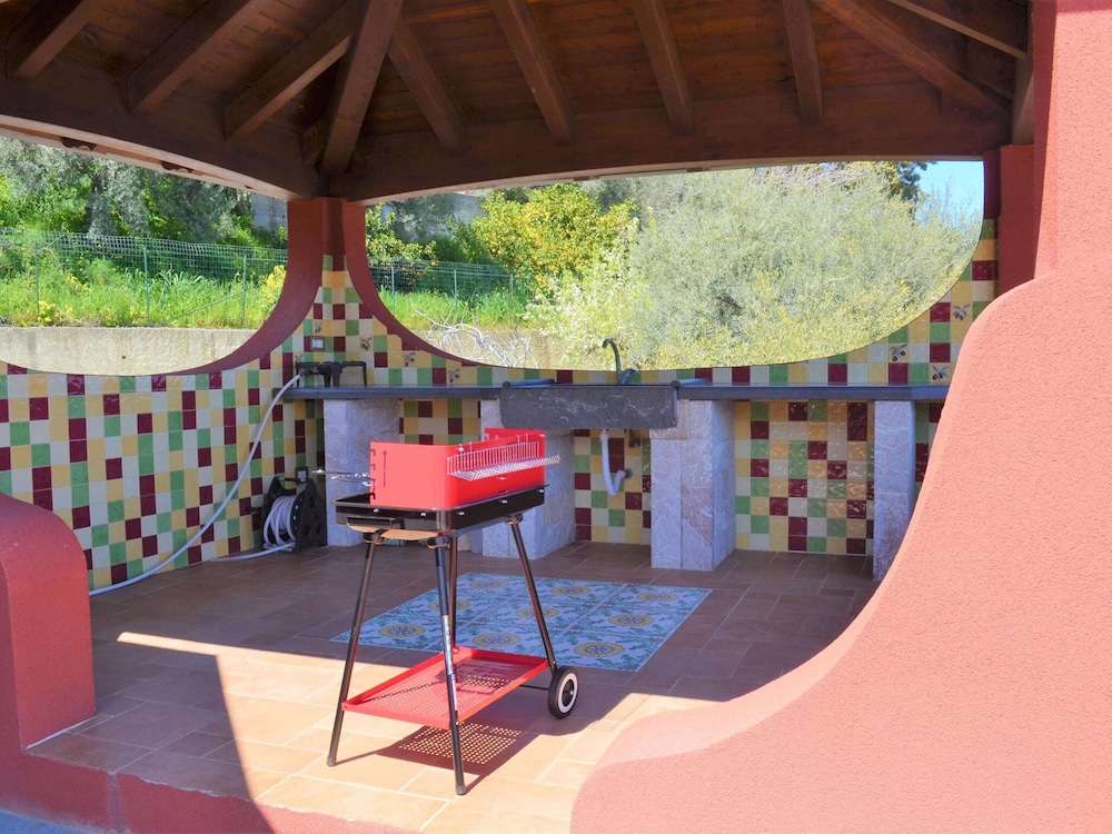 Divine Holiday Home in Giosa Marea with Sauna & Hot Tub view 2