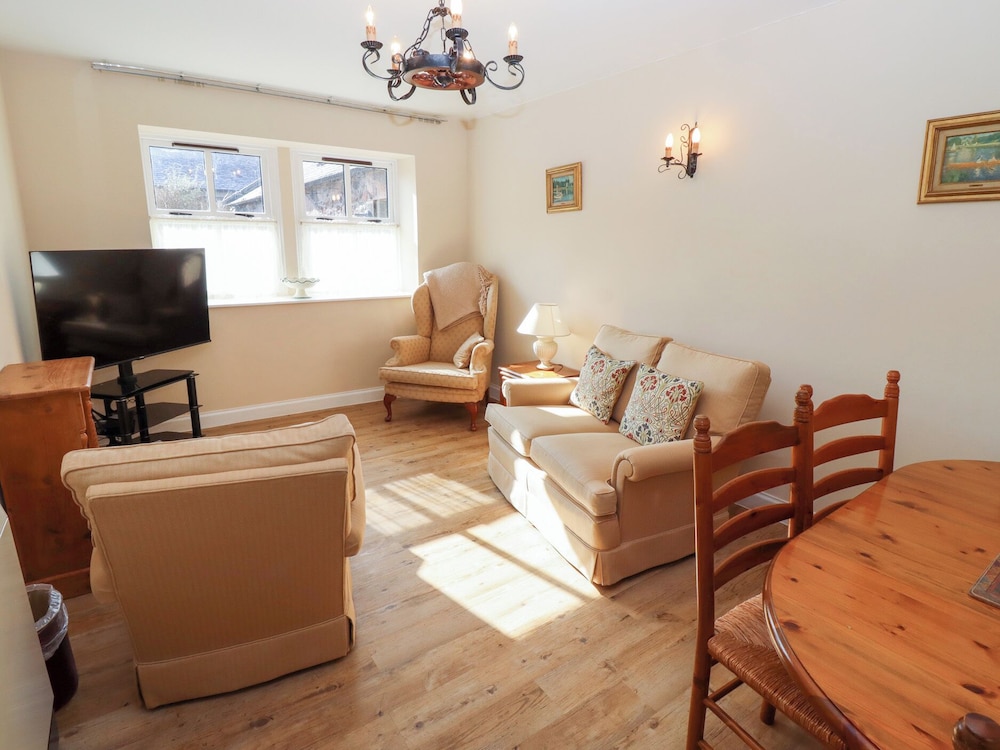 Catkin Cottage