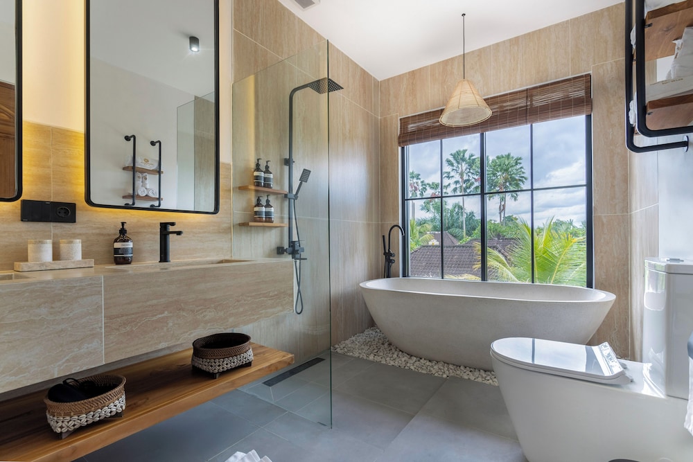 Como Villa by Betterplace