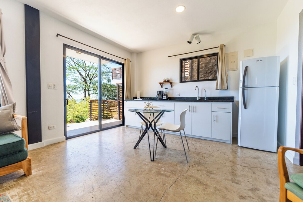 Sea View Paradise Retreat by Sea N' Rent