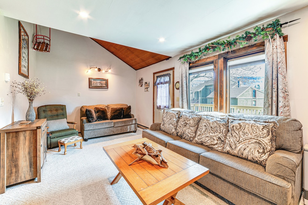 Finger Lakes Resort Retreat w/ Mountain-view Deck! view 4