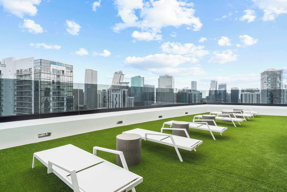 Luxury City Views in Downtown Miami