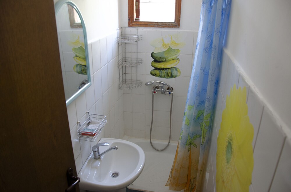 Photo 36