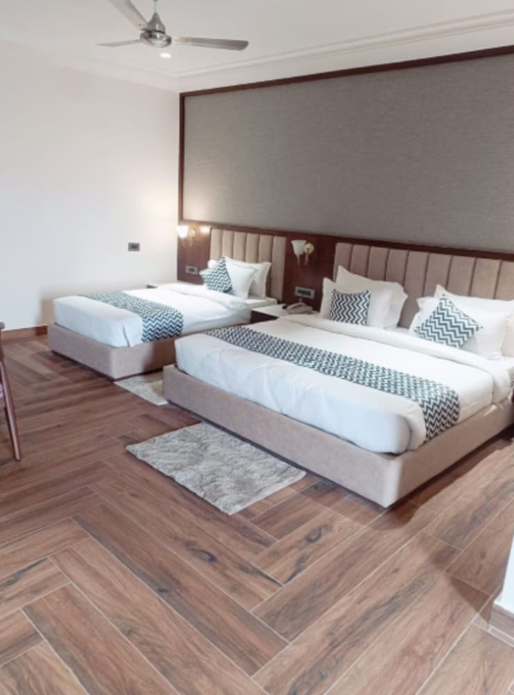 Hotel The Vijay Villas