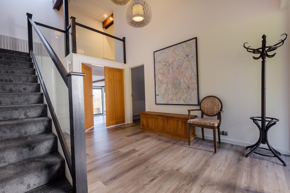 Paddock House