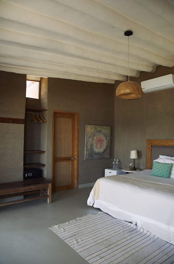 w Fantastic 1BR w Pool in M Ncora