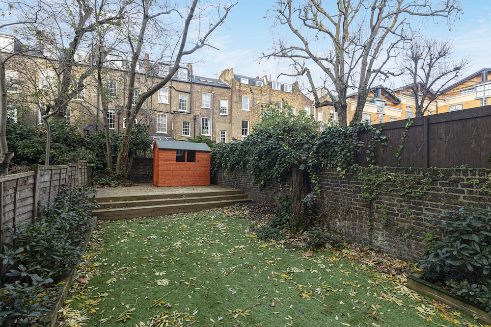 JOIVY Stylish 2 Bed Flat In Notting Hill