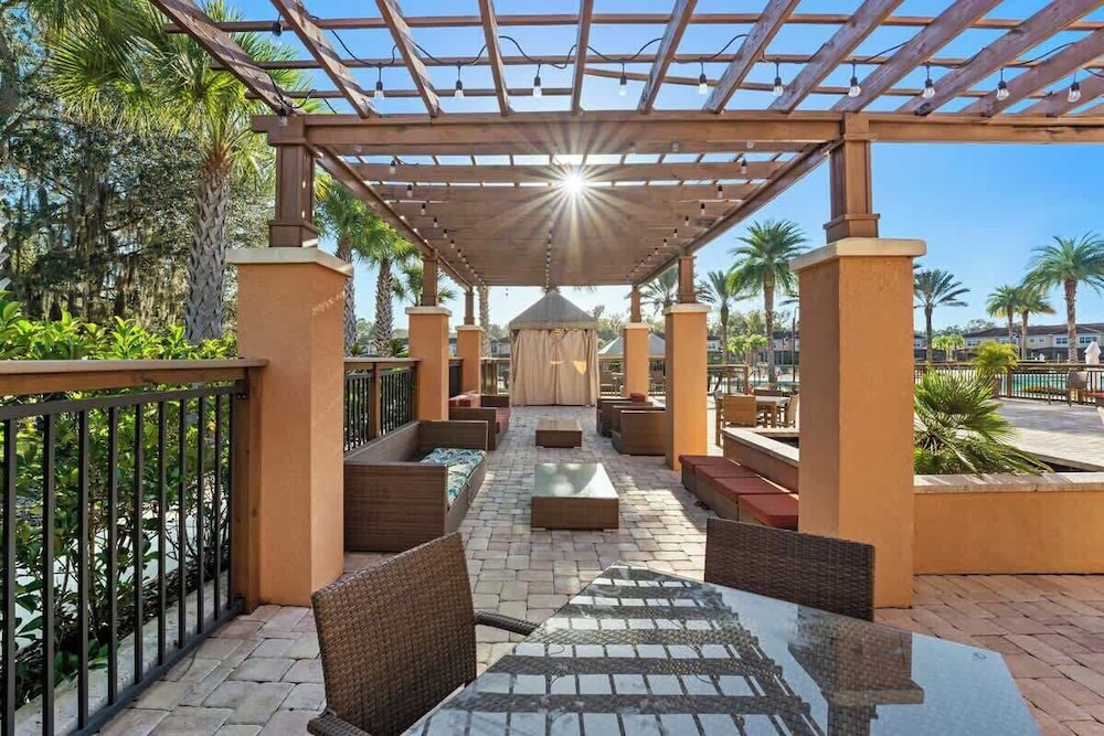 Pet Friendly 4 BR With Hot Tub