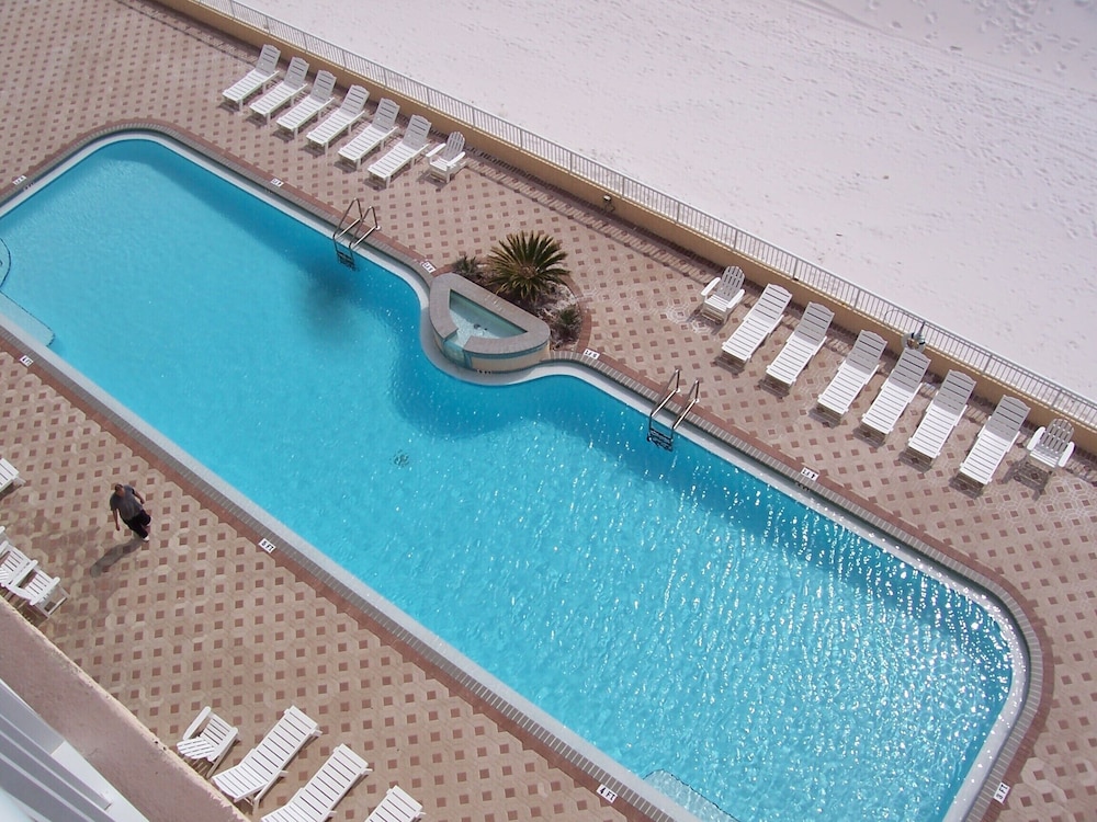 Islander 4002 by Brooks and Shorey Resorts