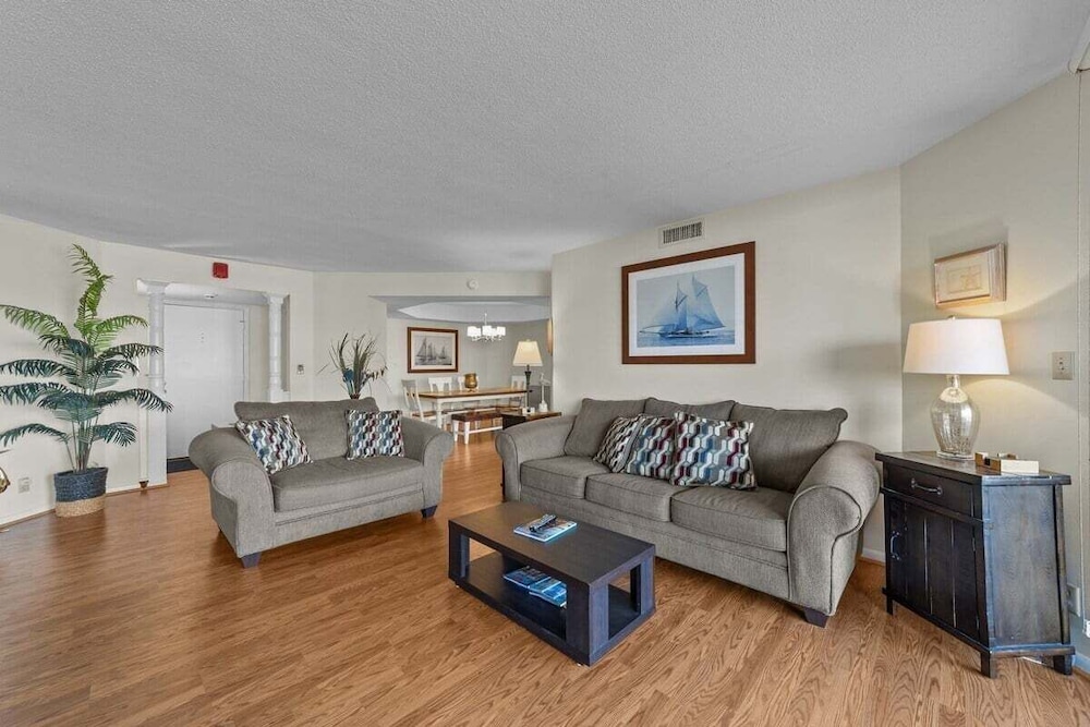 Maisons Sur Mer 106 2 Bedroom Condo
