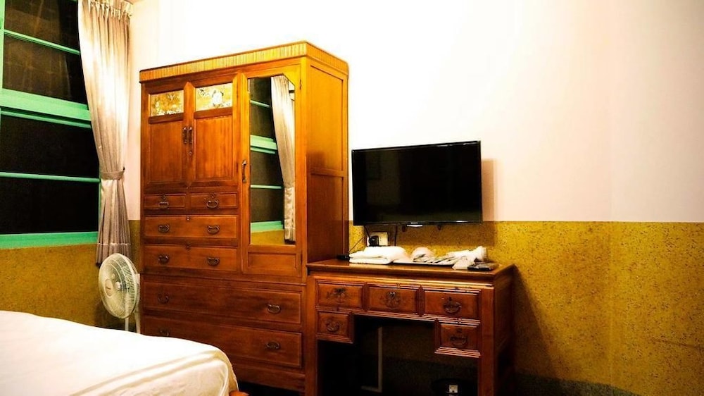 Tung Ning Hostel - Dafu St. view 5