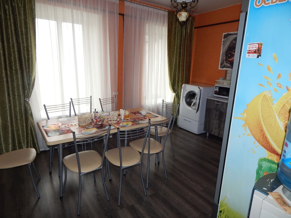 Hostel Romanov