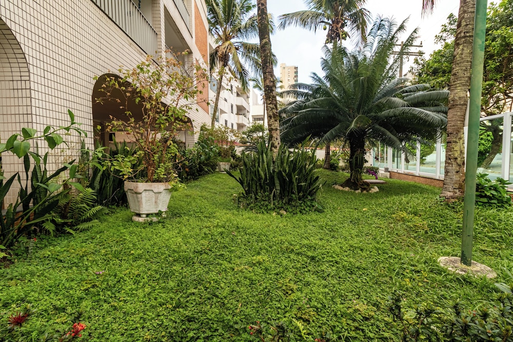 Apartamento Enseada 32