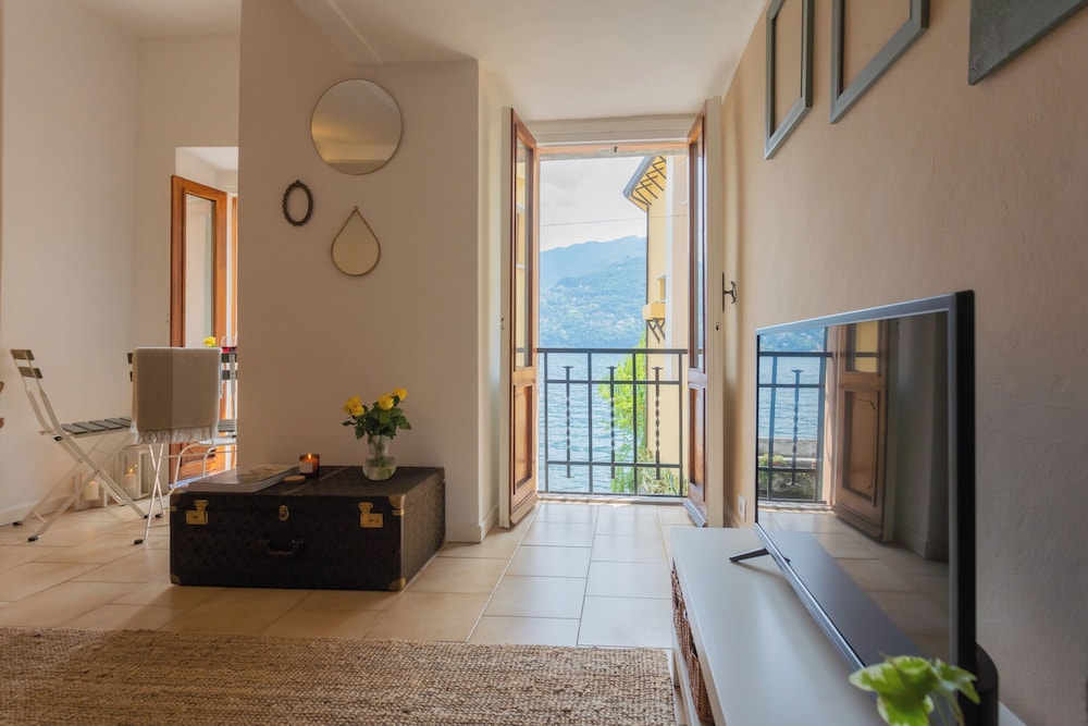 Il Porticciolo by Rent all Como