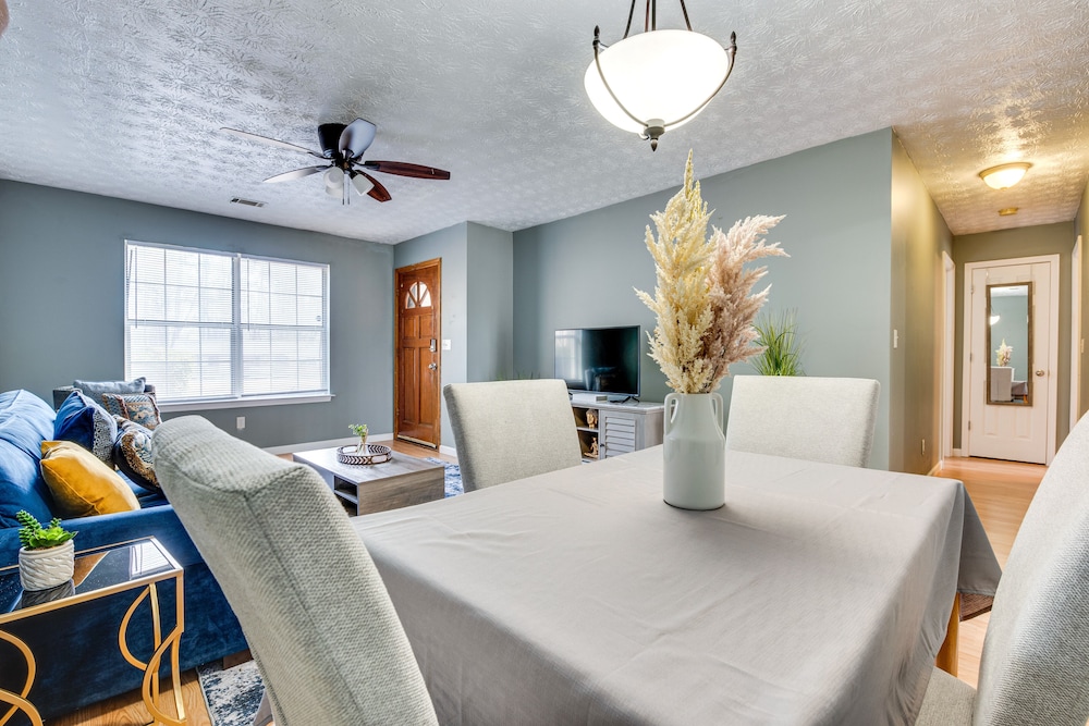 Pet-friendly Douglasville Gem - 3 Mi to Downtown!