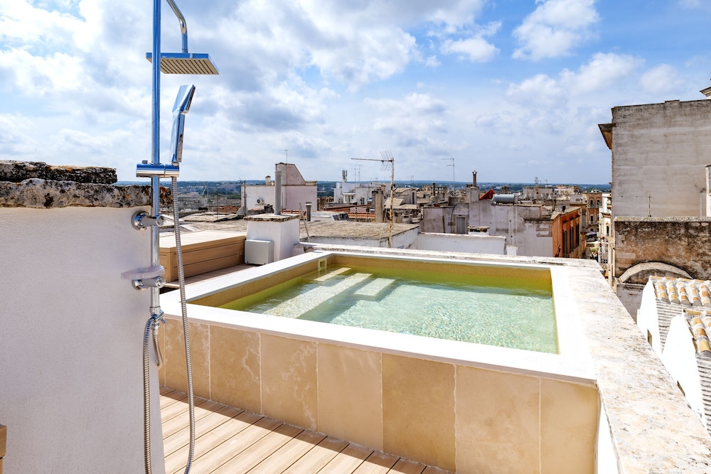 buone maniere exclusive room