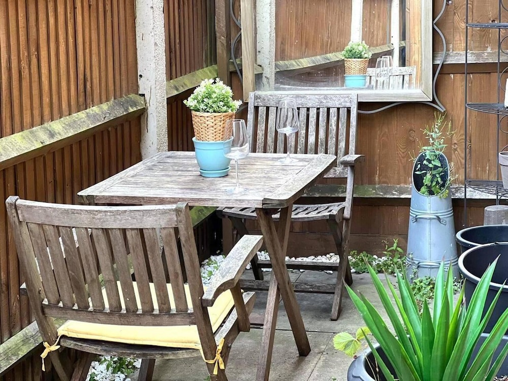 outdoor bbq area