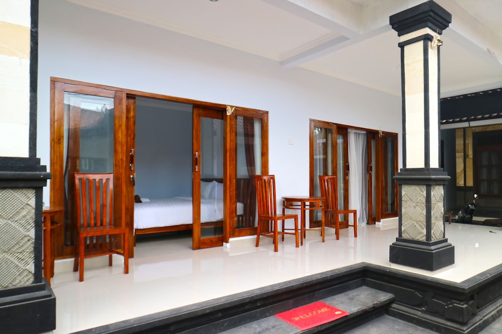 The Wina Echo Beach Guesthouse