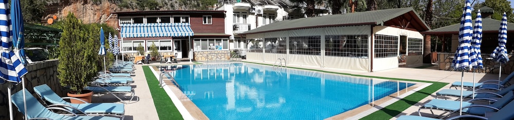 Canada Otel & Bungalovlar - Image 36