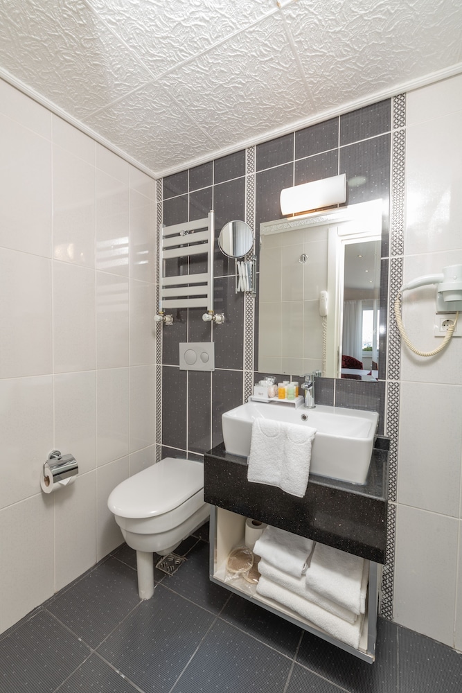 Dream Bosphorus Otel - Image 36