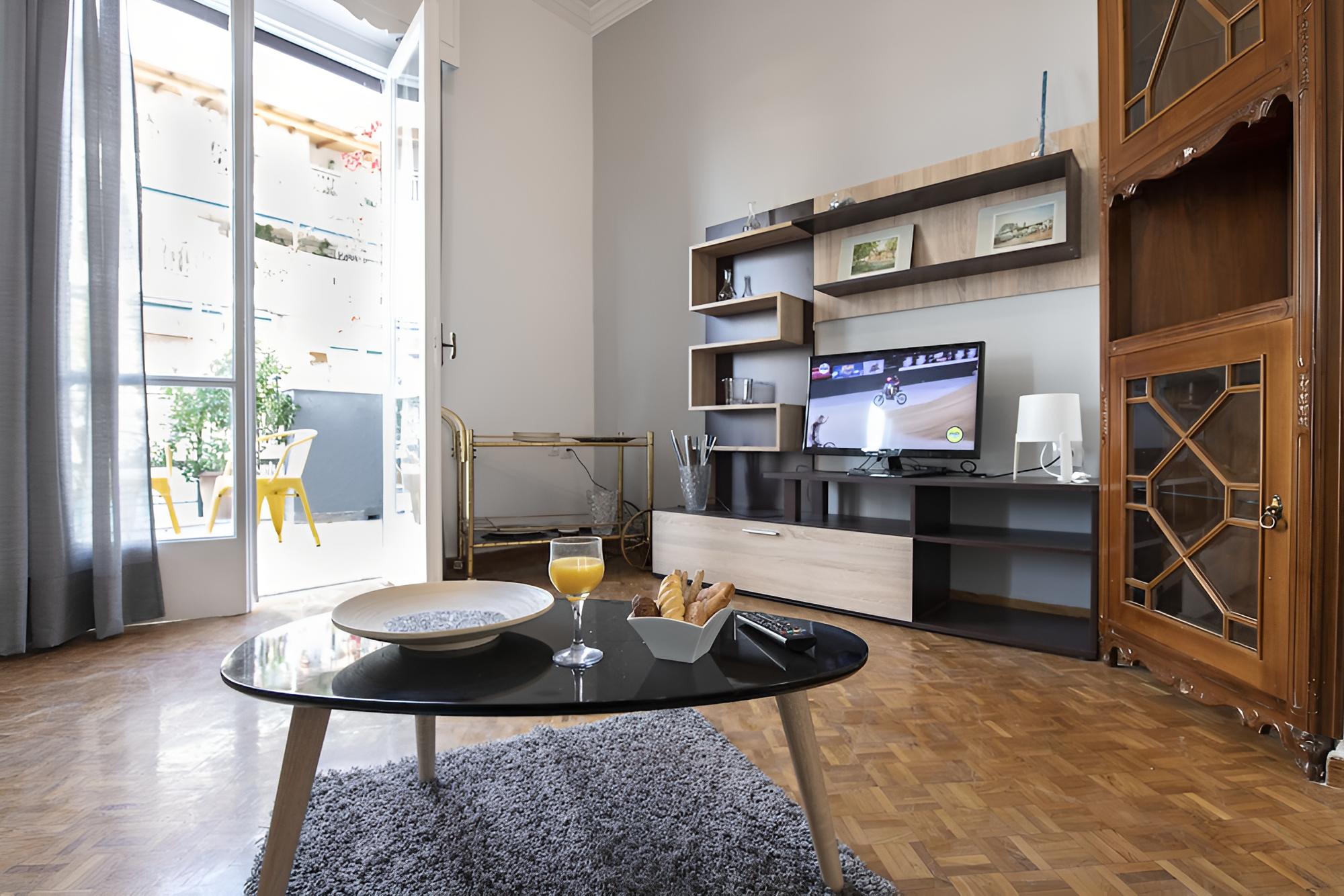 Petralona Cosy Penthouse
