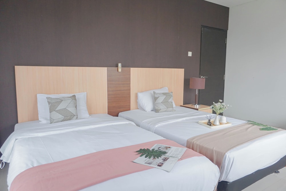 Homey And Nice 2Br At Tamansari Semanggi Apartment
