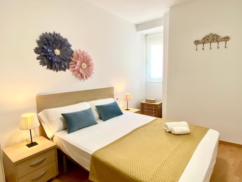 Global Port Global una Habitación, en el Centro de Cambrils 29304