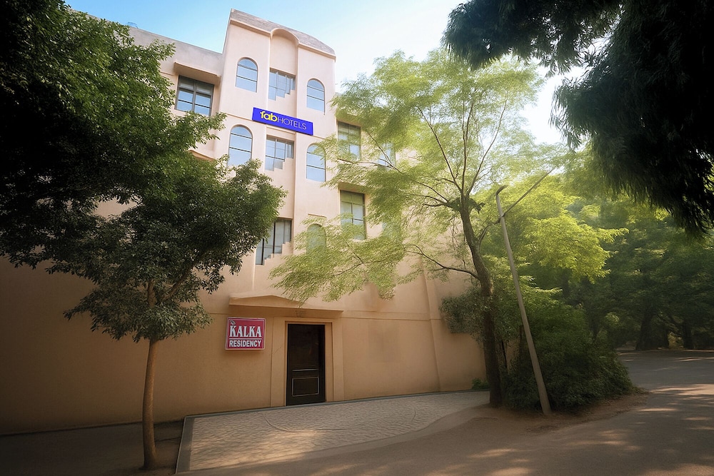 Fabhotel Kalka Residency