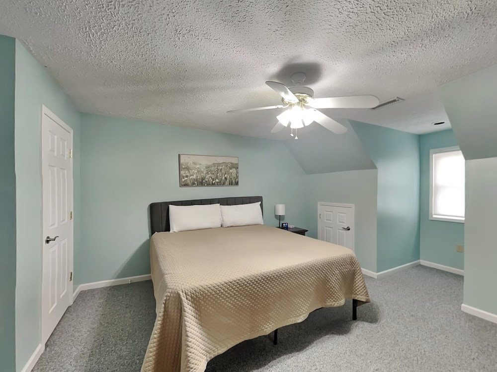Tranquil Cove by Jackson Mountain Rentals