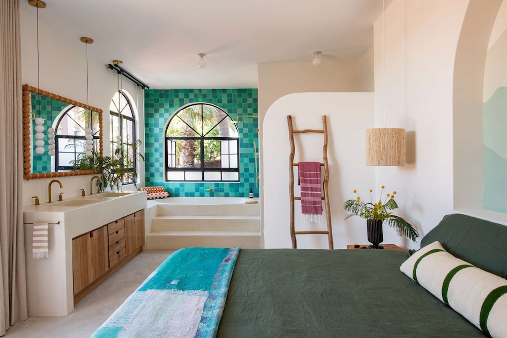 Casa Todos by Boutique