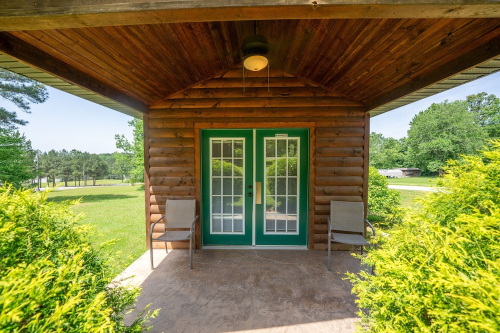 Fishtale Lodge