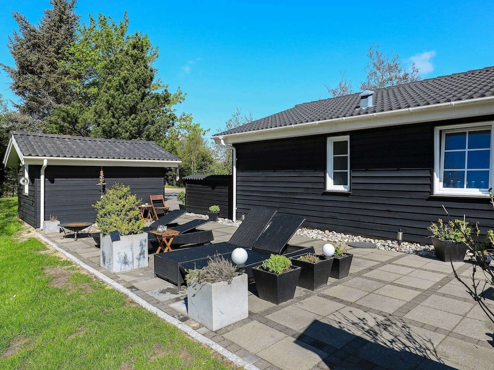 10 Person Holiday Home in Blavand view 2