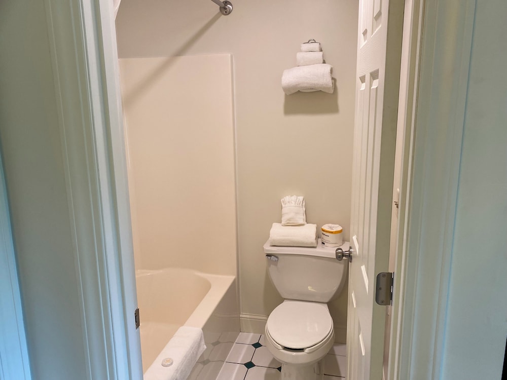 Green Gables Inn
