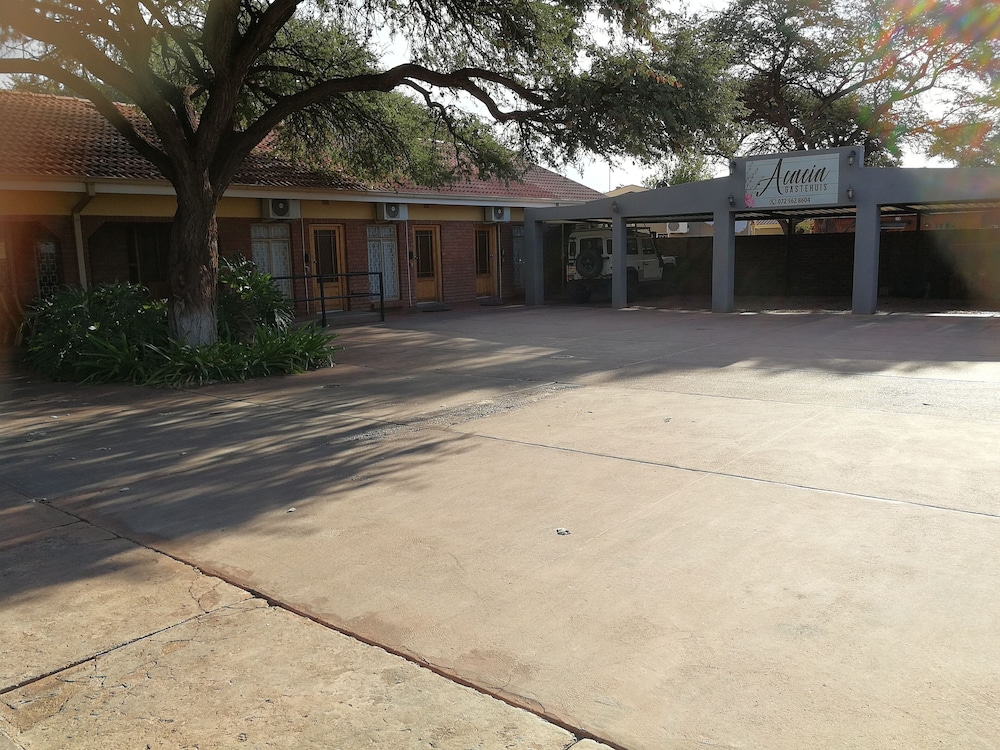 Photo 49