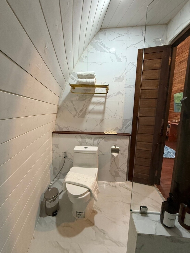 Phumala Lanta Seaview Resort
