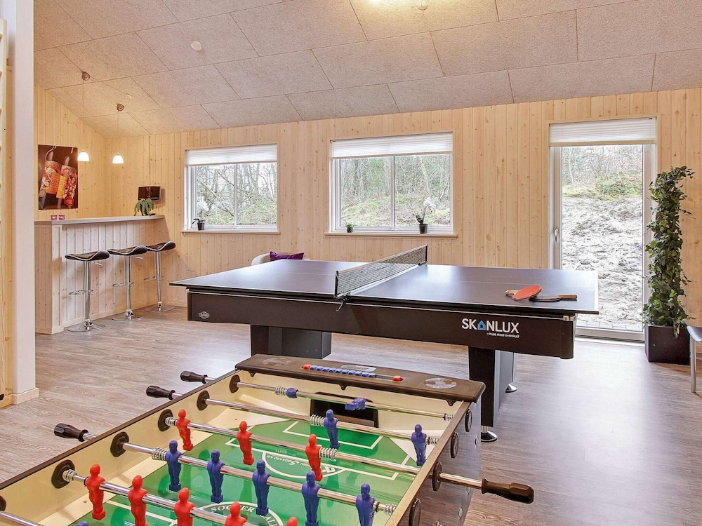 Luxury Pool Retreat in Henne - By Traum Ferienwohnungen view 2